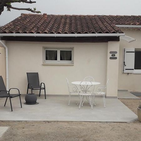 モントゥー Bienvenue En Provenceヴィラ エクステリア 写真